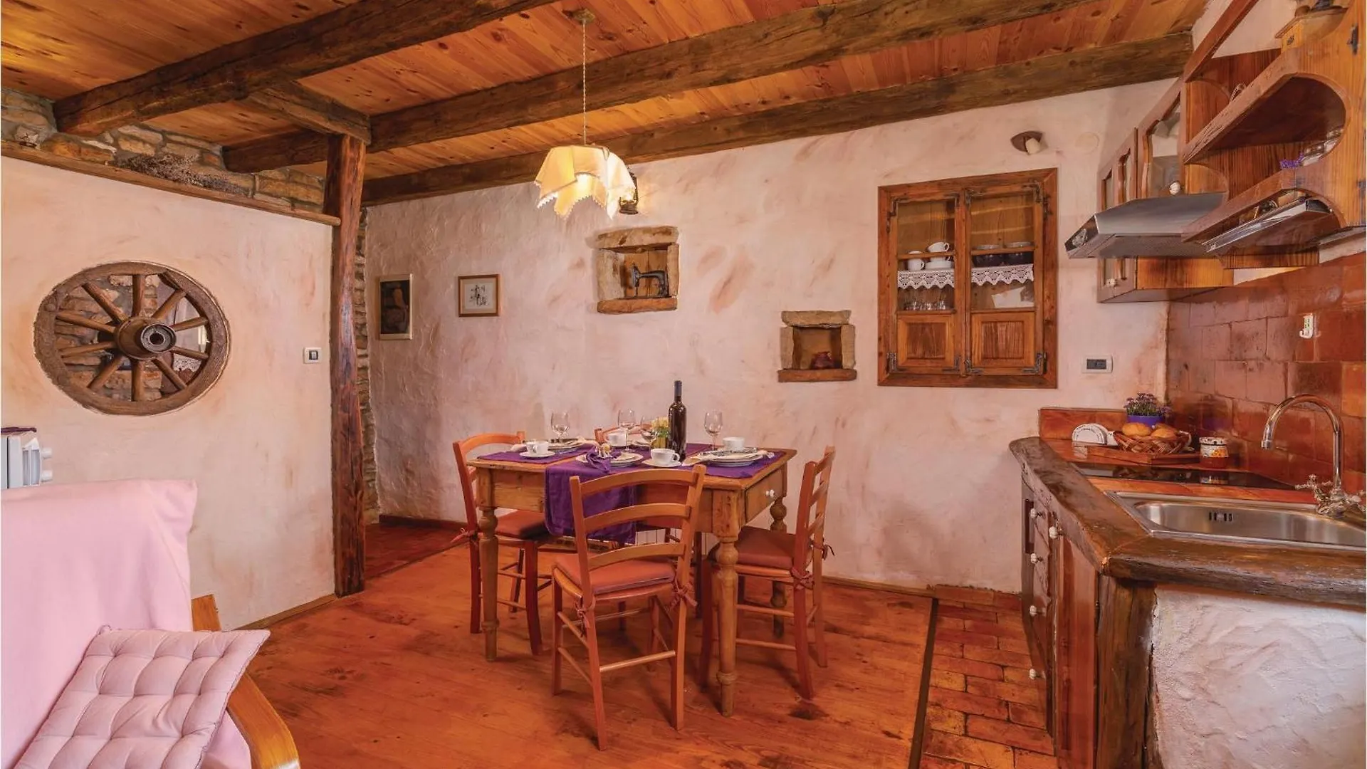 Gorgeous Home In Pazin With Wifi 0*,