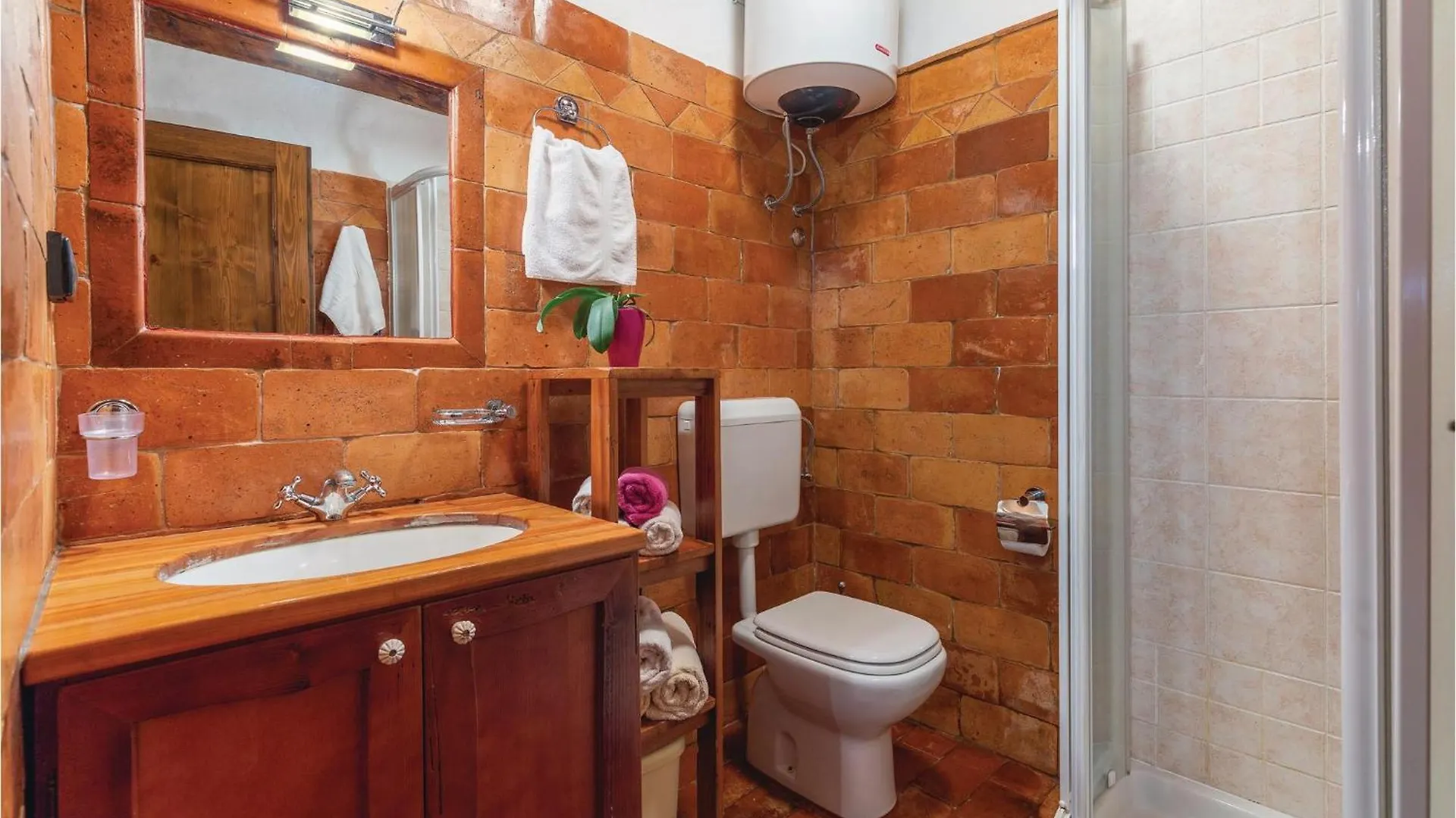 בית נופש Gorgeous Home In Pazin With Wifi