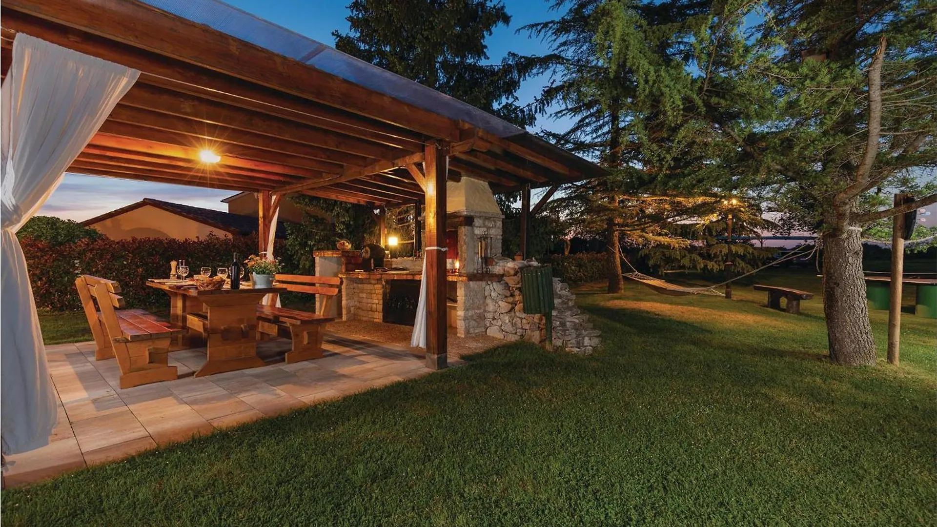 Gorgeous Home In Pazin With Wifi 0*,  Croatia